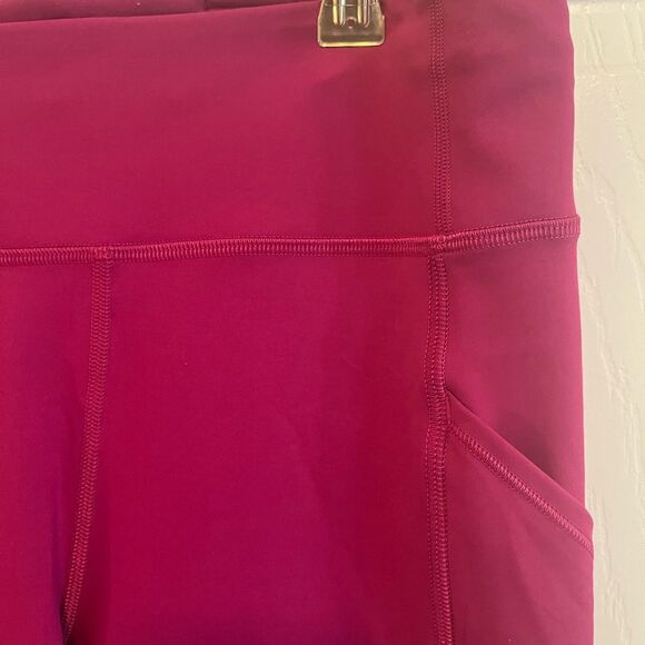 Lululemon Pink High-Waisted Leggings - Picture 5 of 8